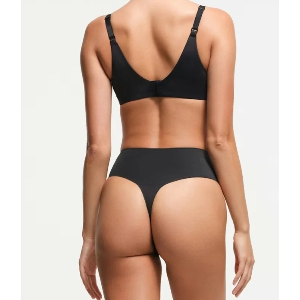 Skims Smoothing‎ Intimates Full Coverage Bra BA-PLG-2610 Onyx, 34C